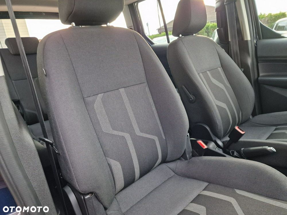 Ford Transit Connect - 27