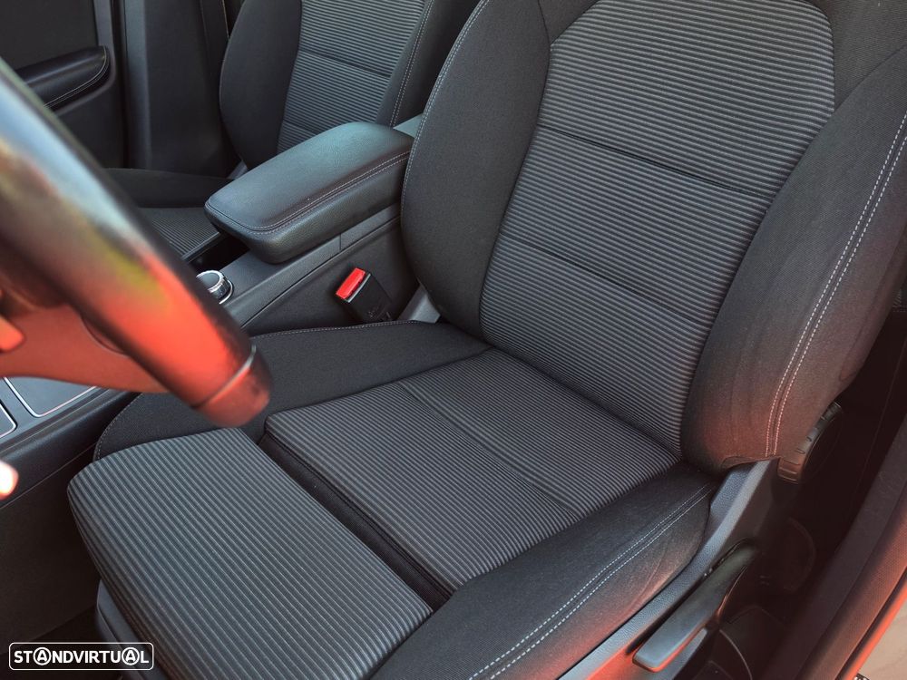 Mercedes-Benz B 180 d Style Aut. - 11