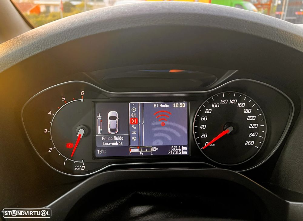 Ford S-Max 2.2 TDCi DPF Titanium X - 10