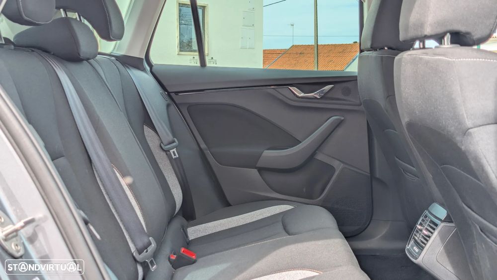 Skoda Kamiq 1.0 TSI Ambition DSG - 16