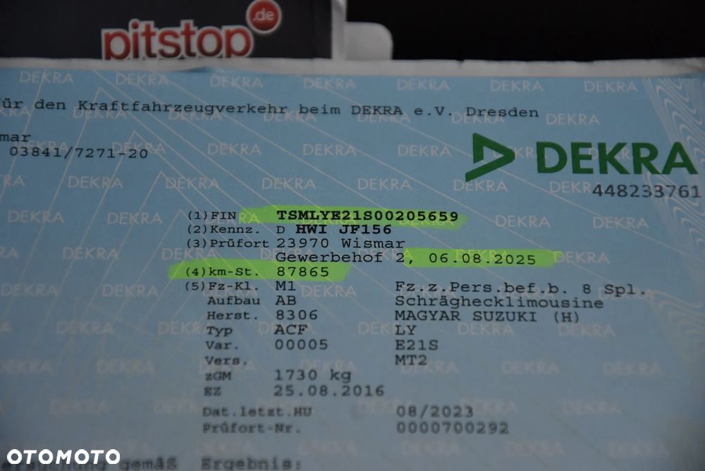 Suzuki Vitara 1.6 Premium 4WD - 40