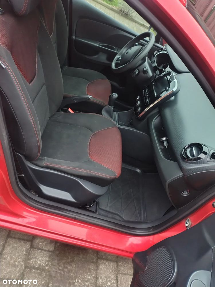 Renault Clio 1.2 16V Expression - 10