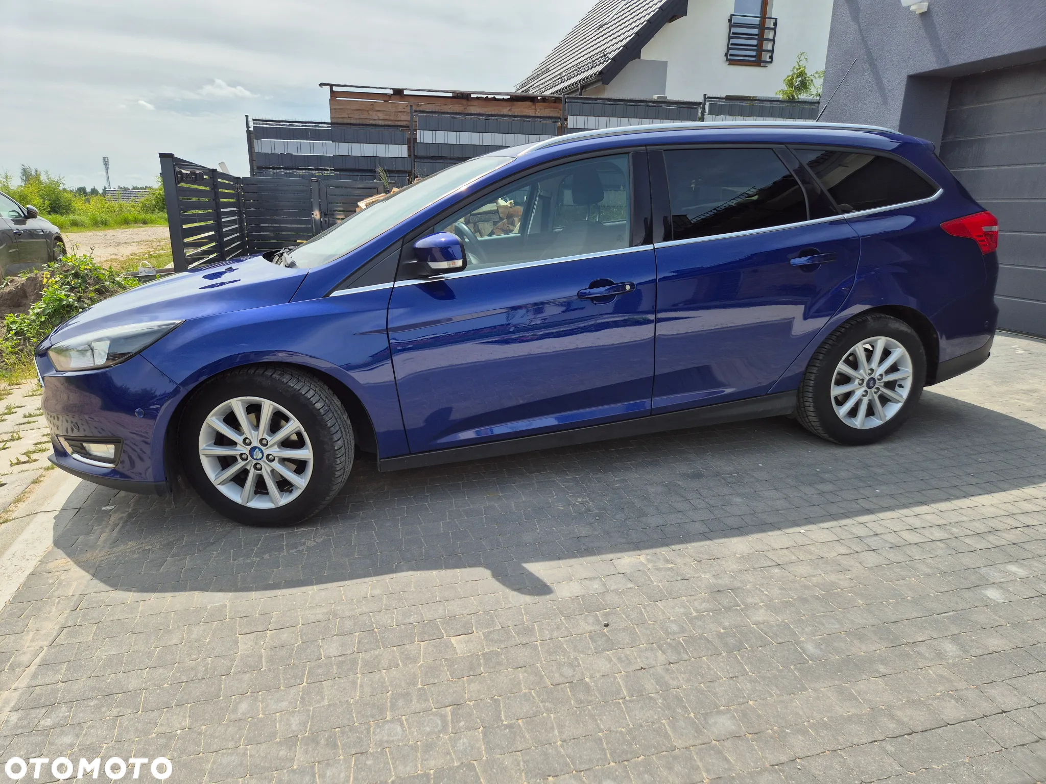 Ford Focus 1.0 EcoBoost Start-Stopp-System TITANIUM - 3