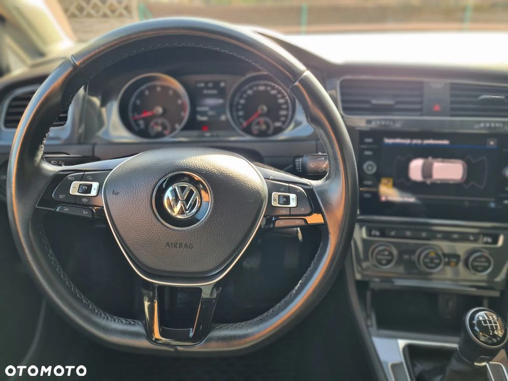 Volkswagen Golf 1.5 TSI BlueMotion ACT Highline - 18