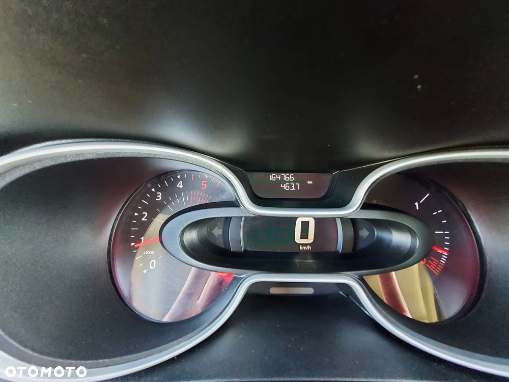 Renault Trafic SpaceClass 2.0 dCi - 32