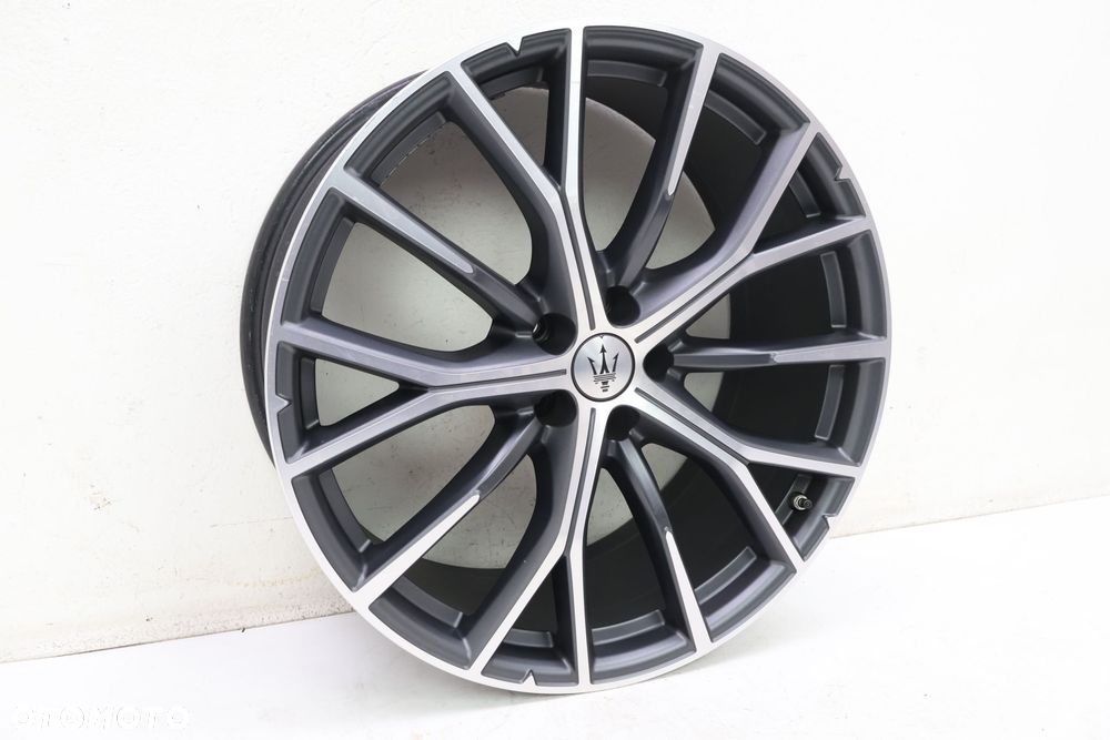 MASERATI GRECALE FELGA ALUMINIOWA 21X 9.0 670171185 - 2