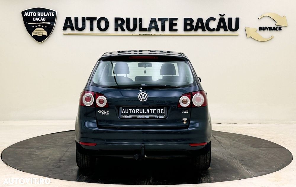 Volkswagen Golf Plus - 11