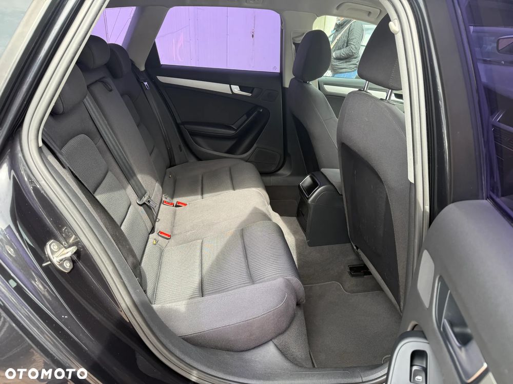 Audi A4 Avant 2.0 TDI Limited Edition Multitr - 24