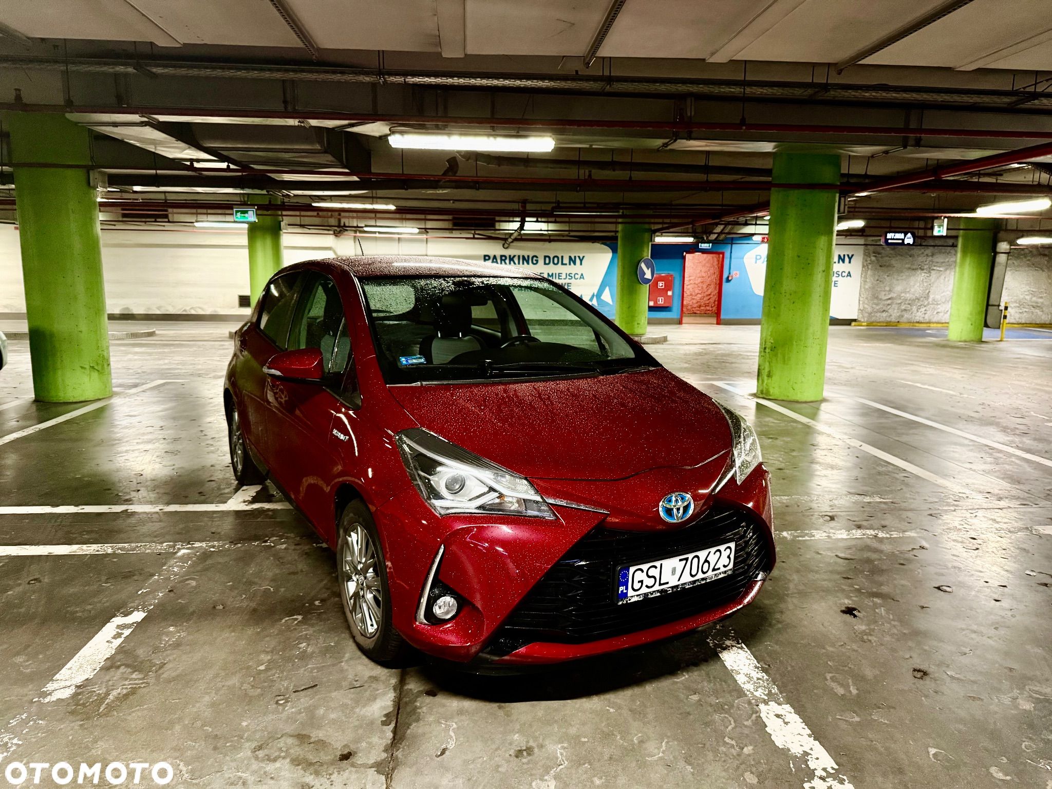 Toyota Yaris Hybrid 100 Active - 1
