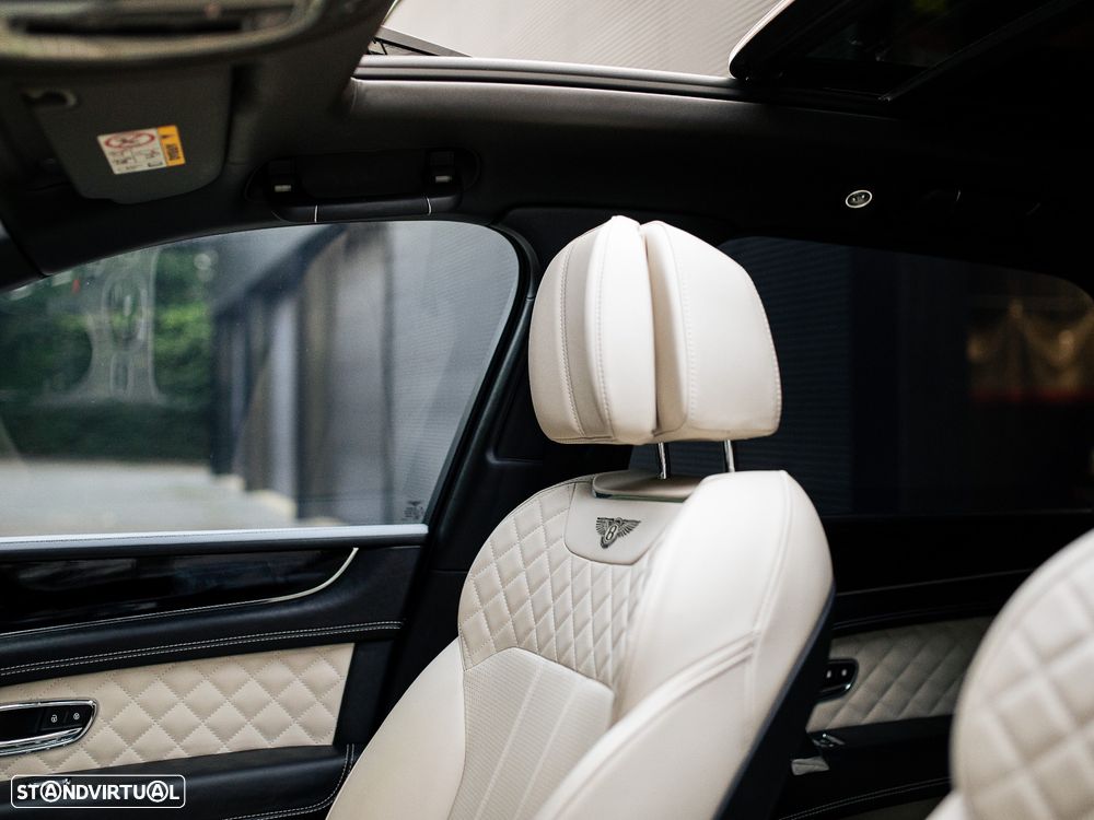 Bentley Bentayga W12 Mulliner - 20