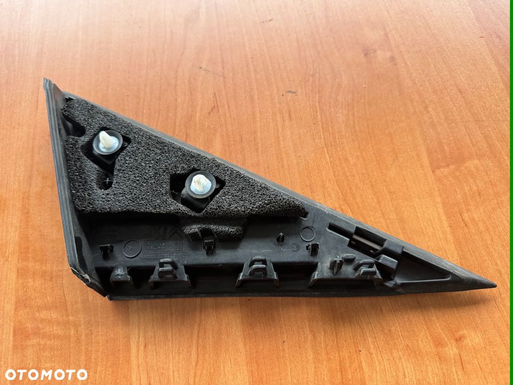 obudowa lusterka trójkąt peugeot 3008 lewa 96842433 - 3