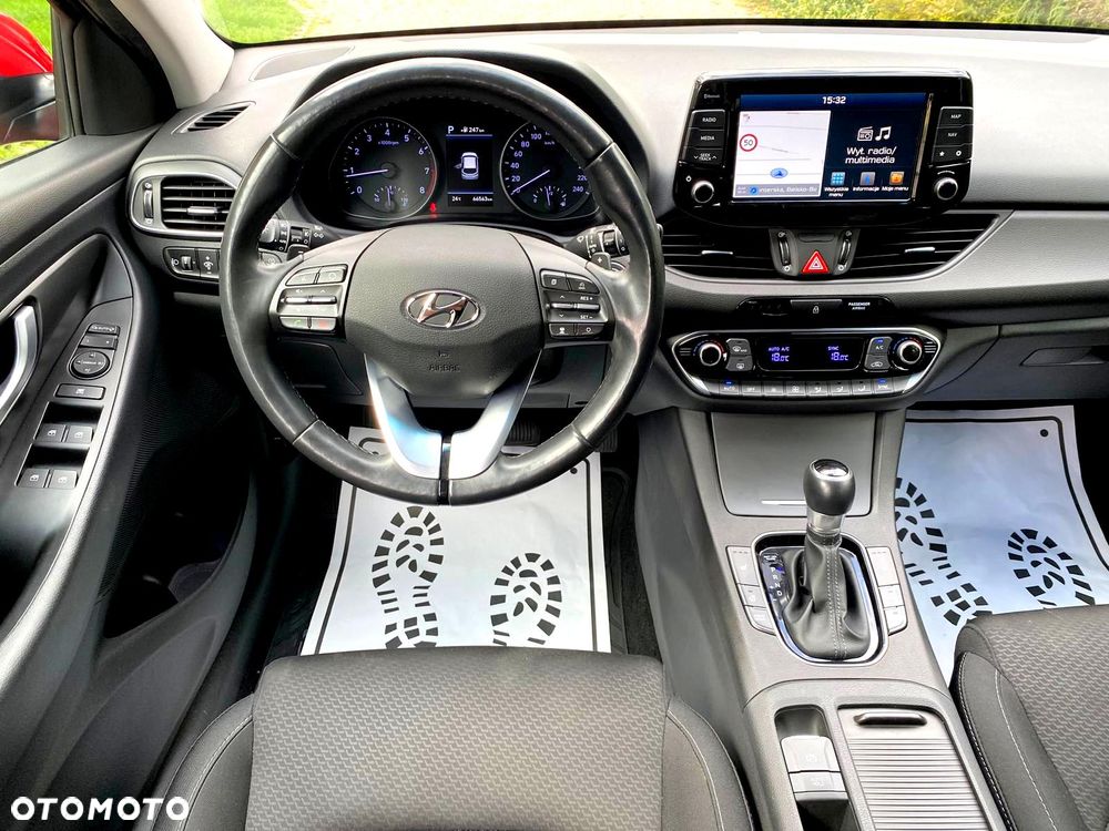 Hyundai i30 1.4 T-GDI DCT Family+ - 27