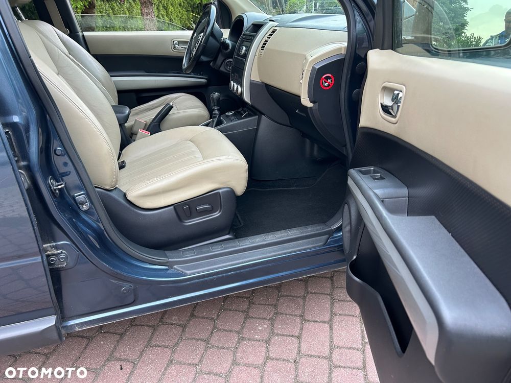 Nissan X-Trail 2.0 dCi 4x4 DPF LE - 21