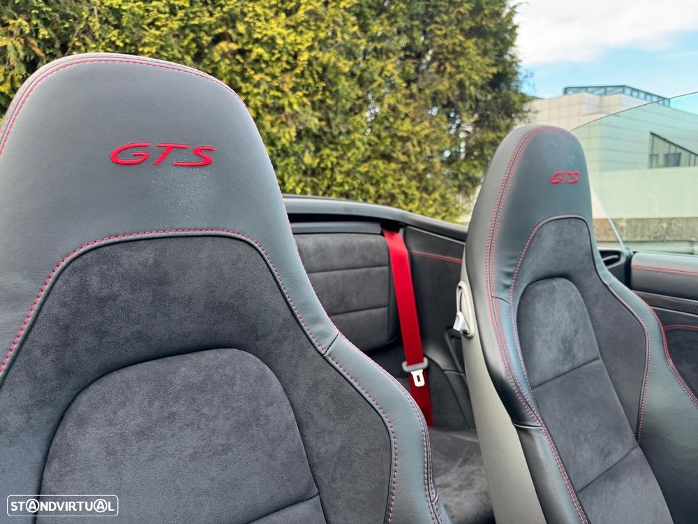 Porsche 911 (991) Carrera GTS PDK - 25