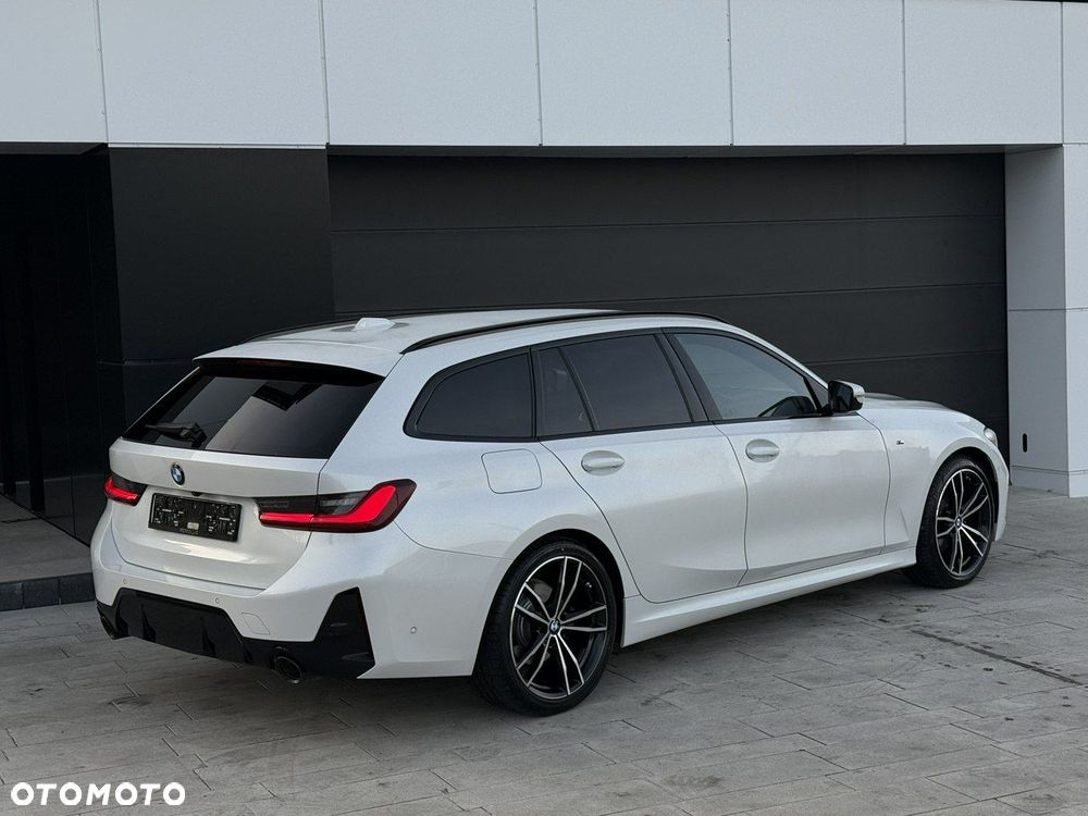 BMW Seria 3 320d xDrive Edition M Sport Shadow - 35