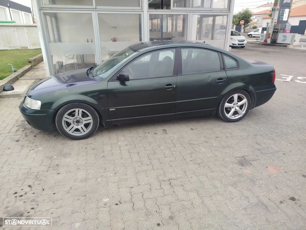VW Passat 1.9 TDi Confortline Top - 13