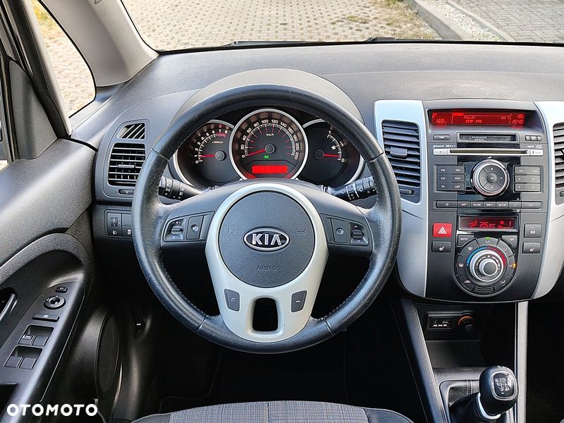 Kia Venga 1.4 CVVT Titanium Collection - 13