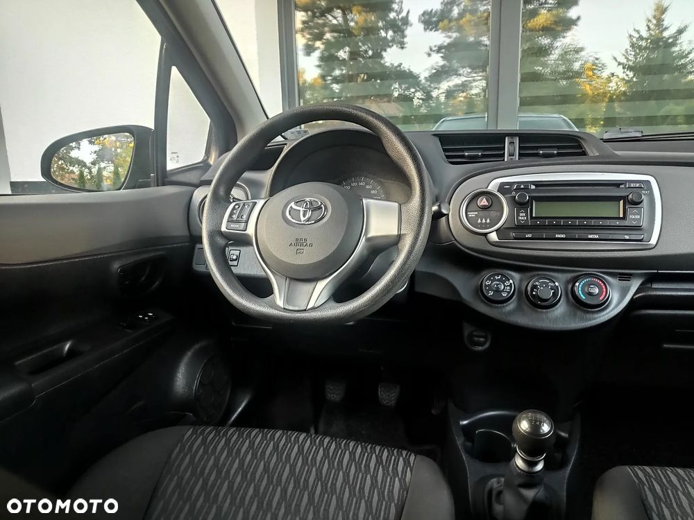 Toyota Yaris - 9
