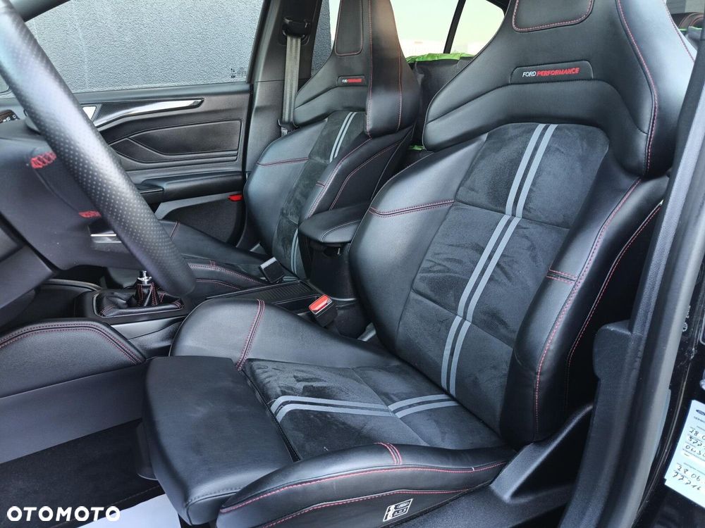 Ford Focus 2.3 EcoBoost ST X - 15