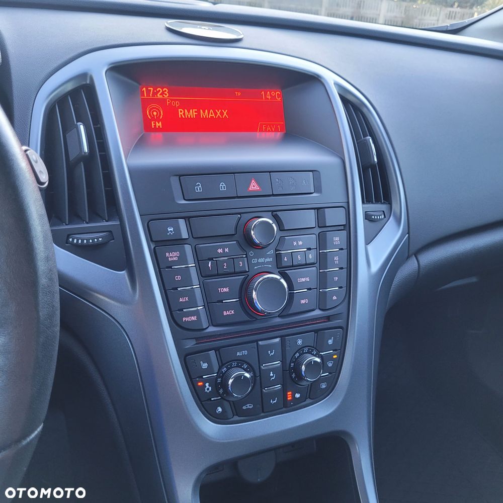 Opel Astra - 12