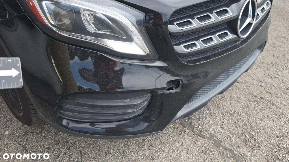 Mercedes-Benz GLA 250 4Matic 7G-DCT AMG Line - 15