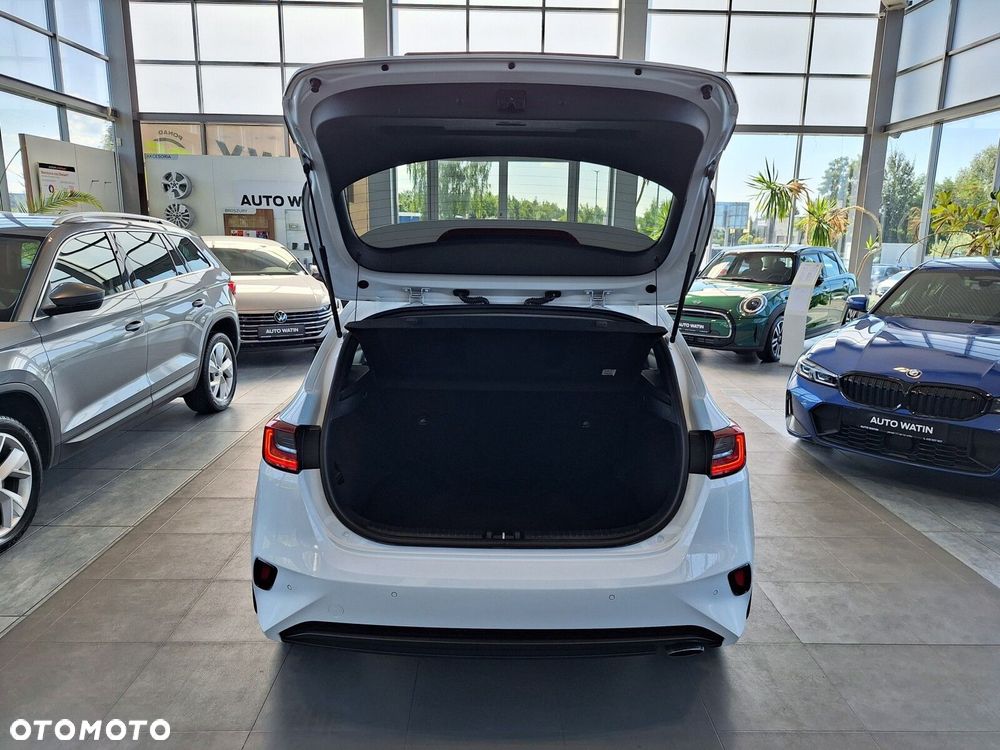Kia Ceed 1.6 CRDi mHEV M - 17
