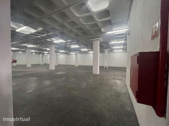 Hub Logístico em Frielas | 1000m² a 2000m² | Acessos CREL/A8 - Grande imagem: 2/6