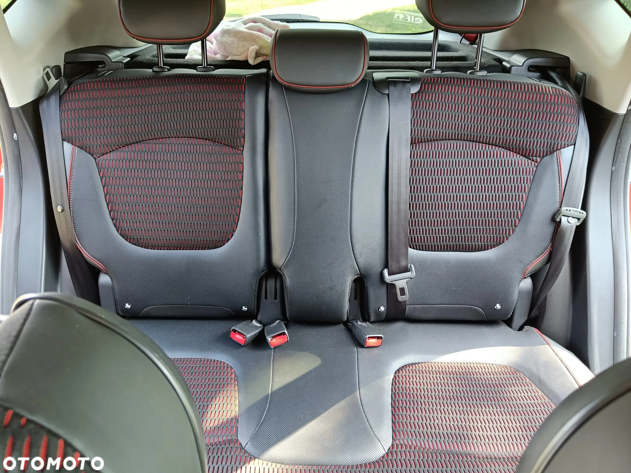 Renault Captur 1.2 TCe Intens EDC - 23
