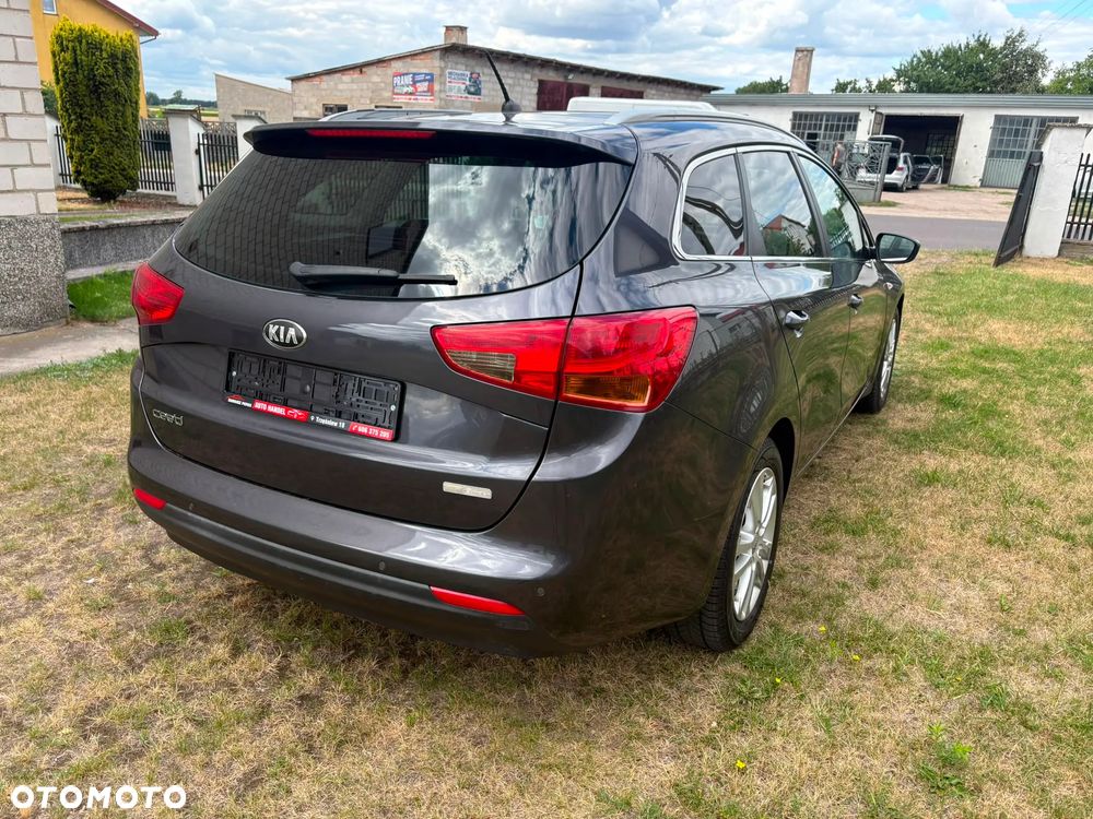 Kia Ceed 1.6 CRDi 128 Vision - 5