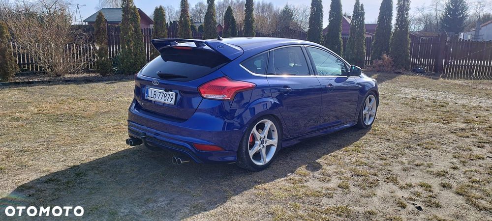Ford Focus - 14