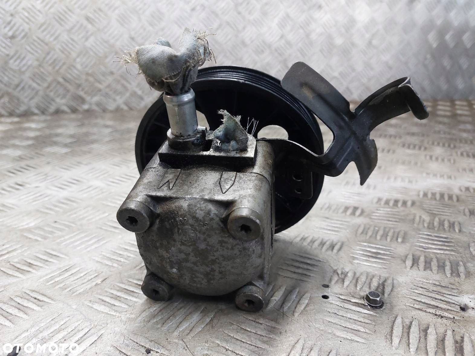 POMPA WSPOMAGANIA VOLVO S60 I 8649636 - 3