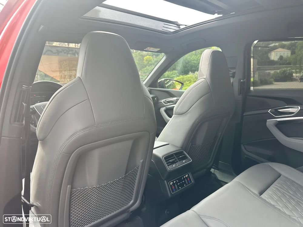 Audi e-tron 55 quattro S line - 25