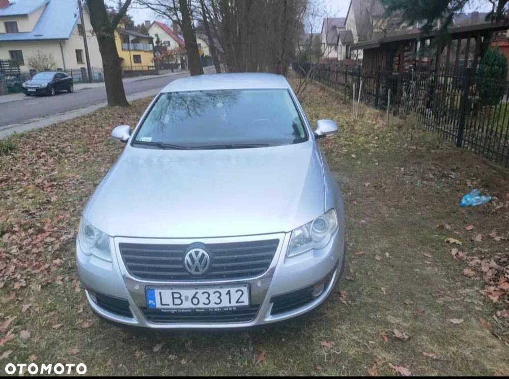 Volkswagen Passat - 3