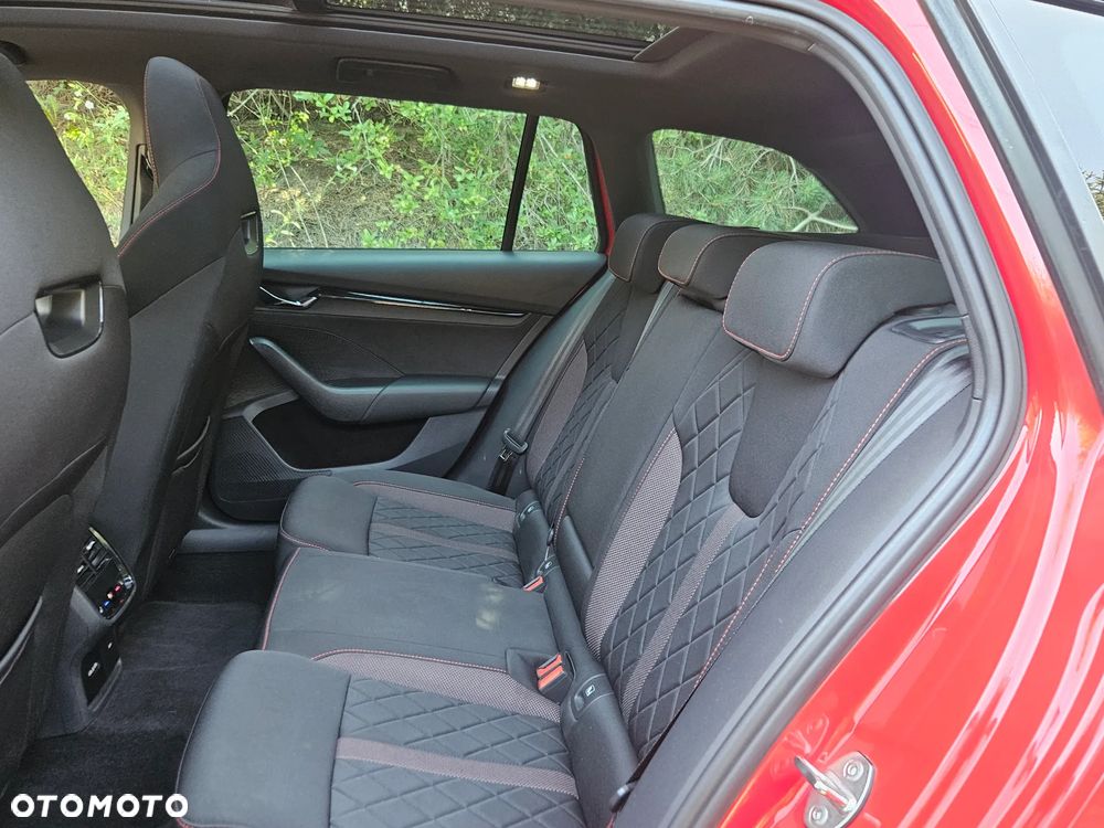 Skoda Octavia 2.0 TSI RS DSG - 13