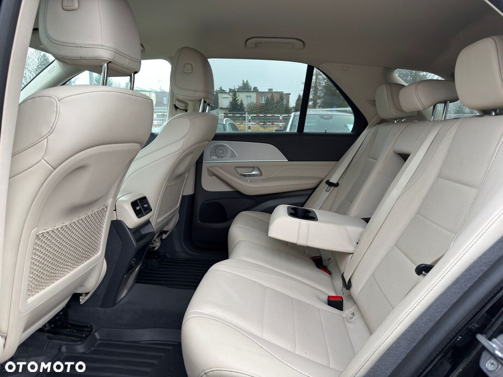 Mercedes-Benz GLE - 26