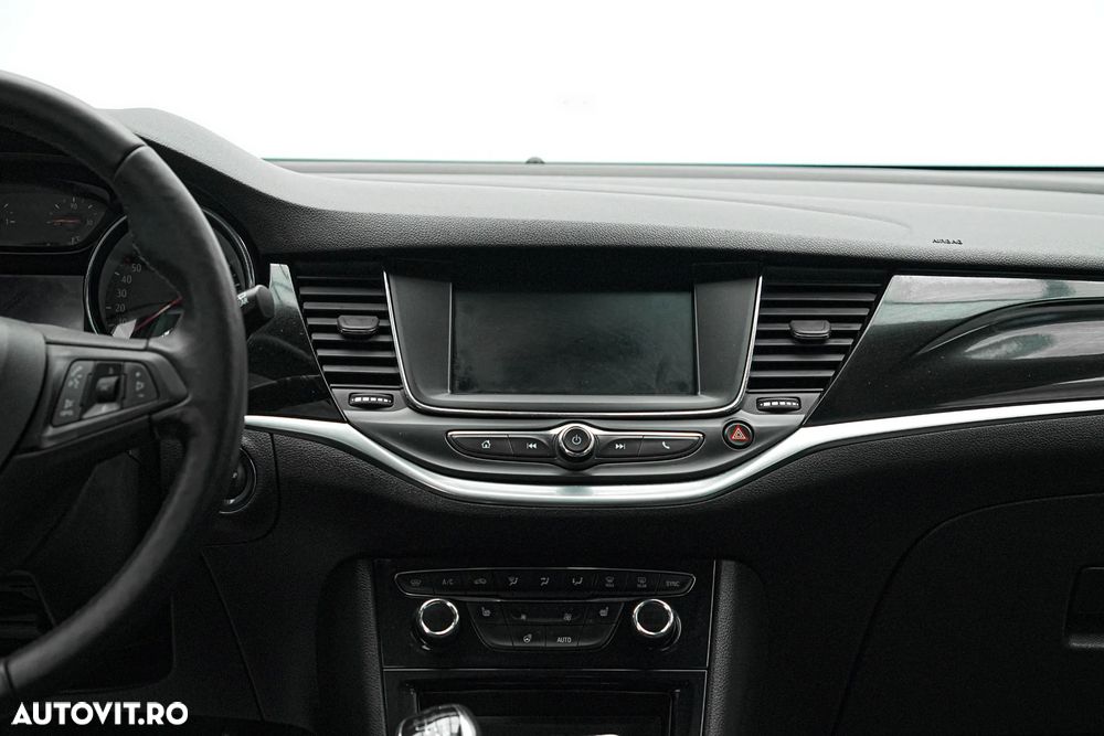 Opel Astra 1.5 D Start/Stop Business Elegance - 19