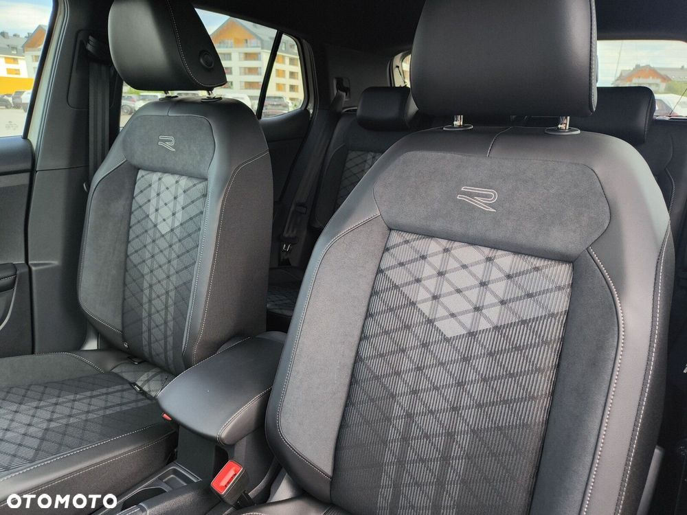 Volkswagen T-Cross 1.0 TSI R-Line Plus DSG - 12