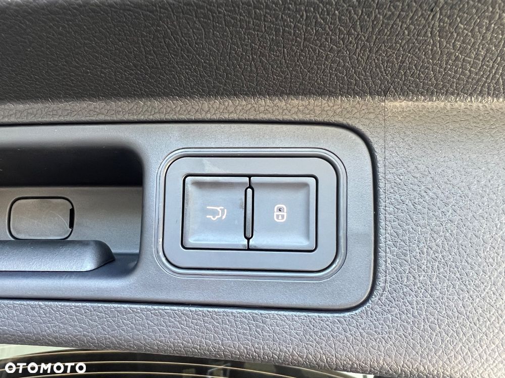 BYD Seal U 1.5T Design AWD - 37