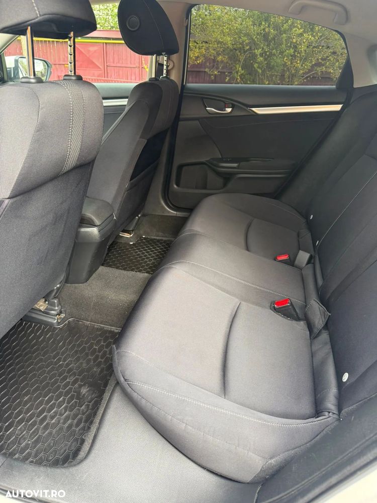 Honda Civic 1.5 VTEC Turbo CVT Elegance Navi - 10