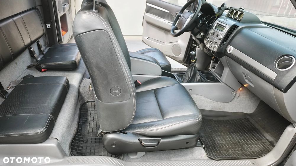 Ford Ranger 2.5 TDCi DC XLT - 13