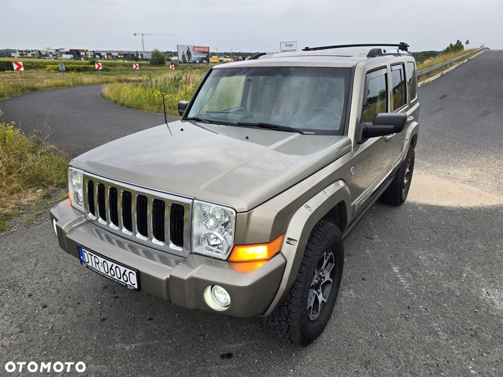 Jeep Commander 5.7 V8 HEMI Automatik Limited - 37