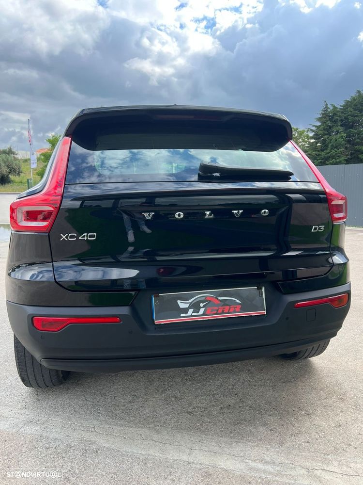 Volvo XC 40 2.0 D3 Momentum - 9