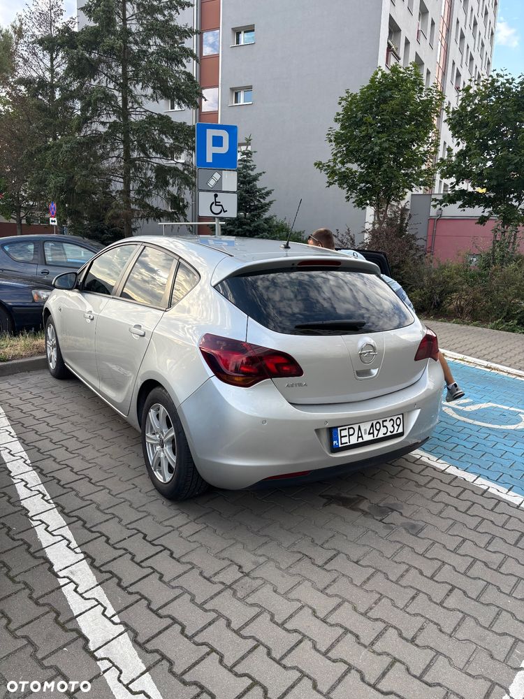 Opel Astra 1.6 Cosmo EasyTronic - 2