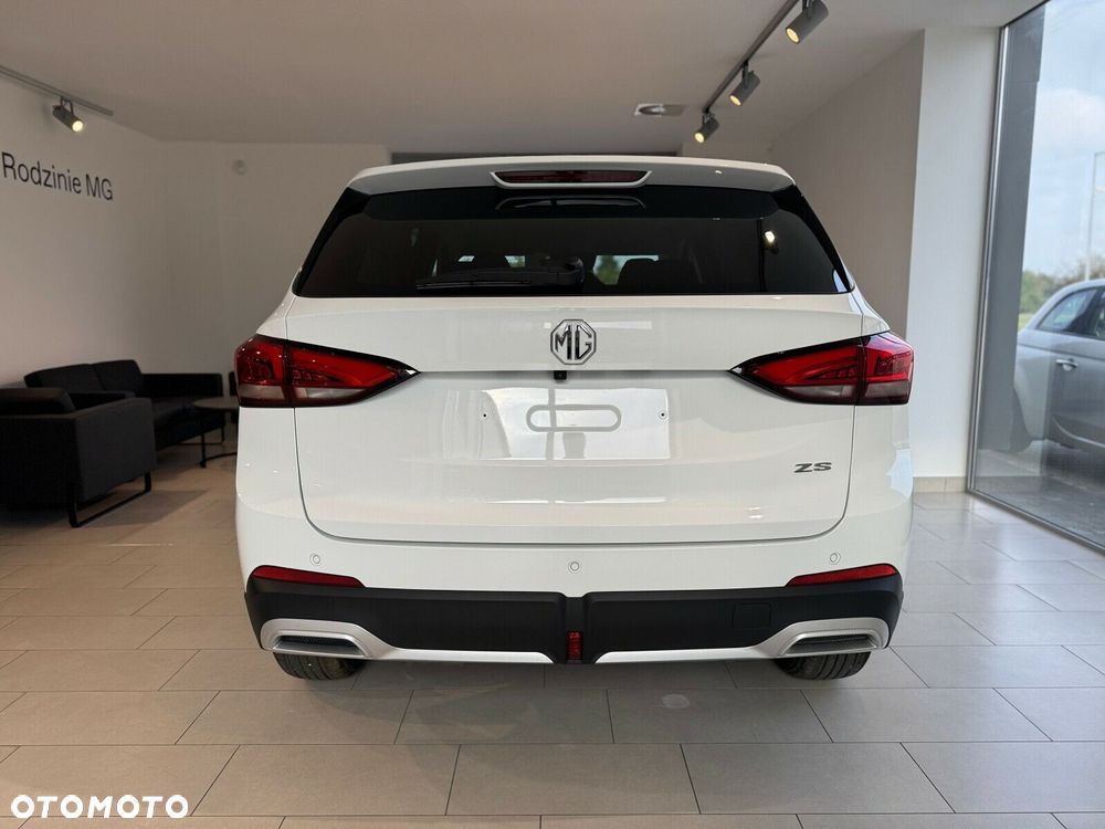 MG ZS - 5