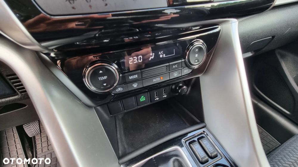 Mitsubishi Eclipse Cross 1.5 T-MIVEC ClearTec 2WD Diamant Edition Plus - 29