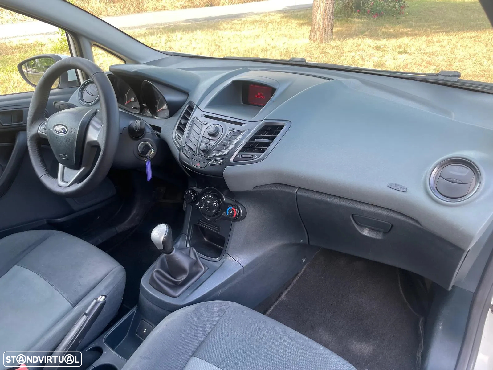 Ford Fiesta - 19