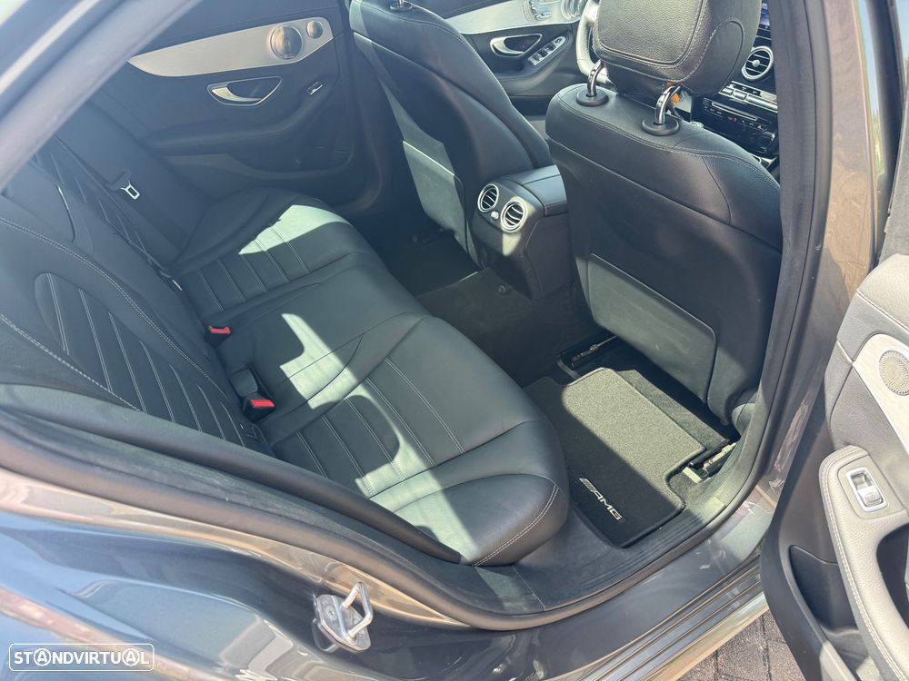 Mercedes-Benz C 220 d AMG Line - 45