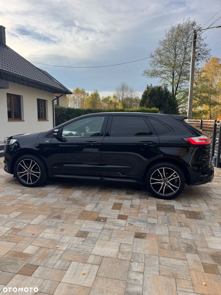 Ford Edge - 4
