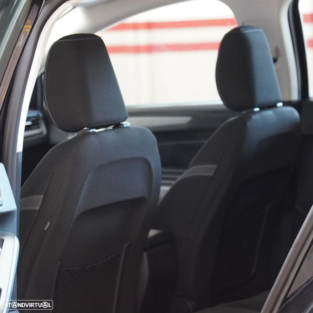 Ford Focus SW 1.5 TDCi EcoBlue Active - 10