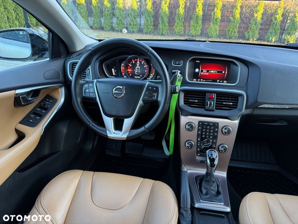 Volvo V40 Cross Country T4 AWD Geartronic Summum - 11